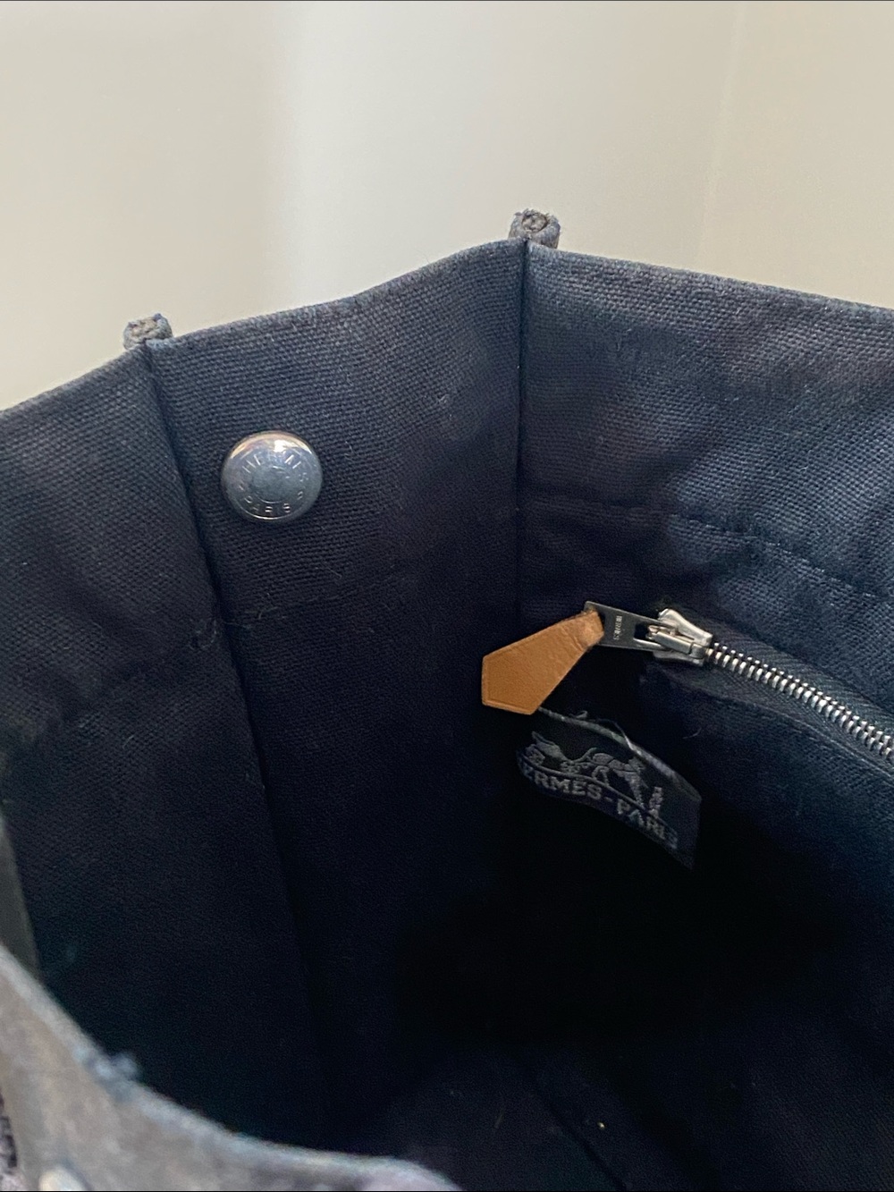 Authentic Hermès Fourre-Tout Tote Cotton Canvas | Washed Black + Grey - Picture 8 of 13